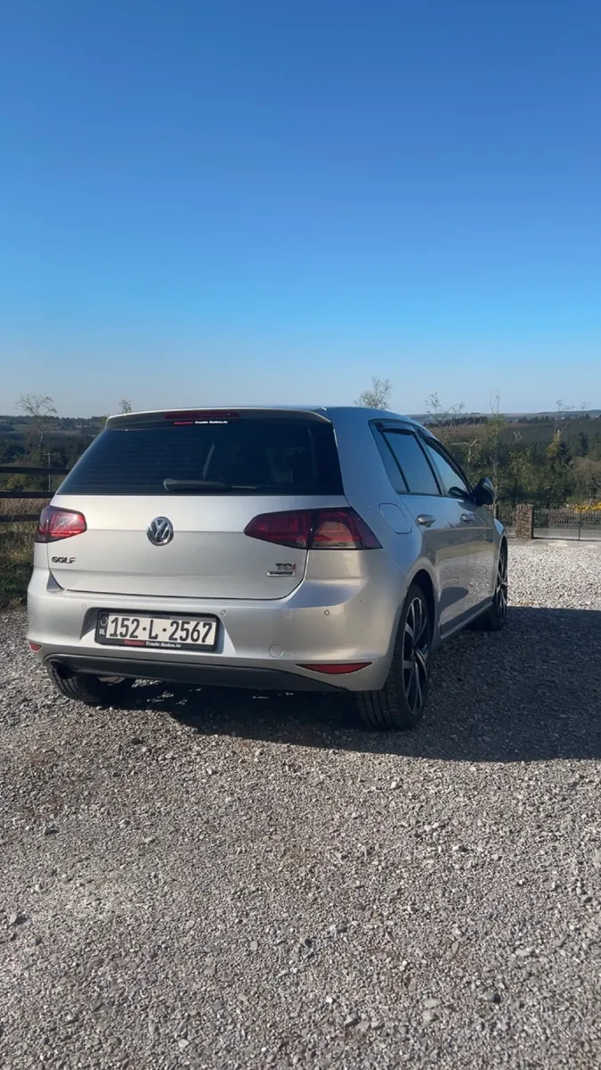 Volkswagen Golf 2015 - Image 1