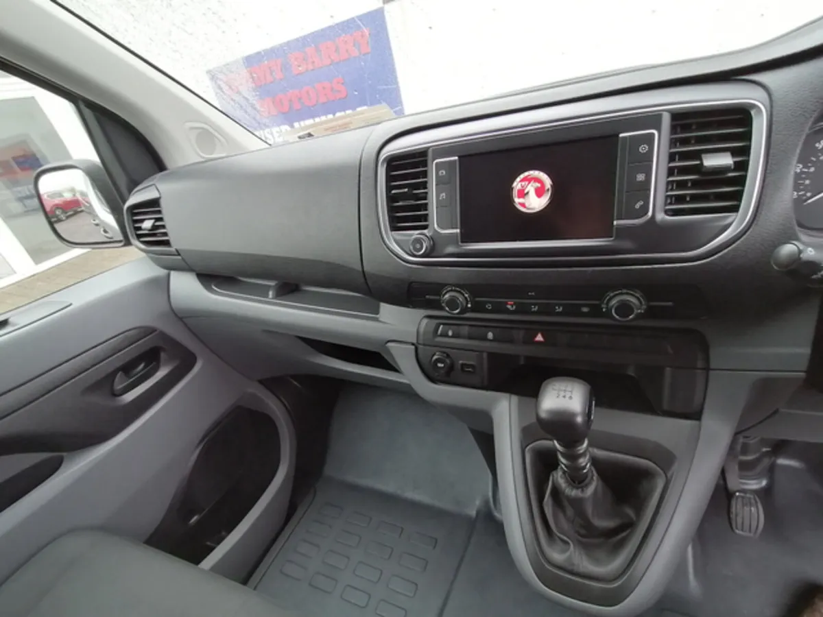 Vauxhall Vivaro 2021 - Image 2