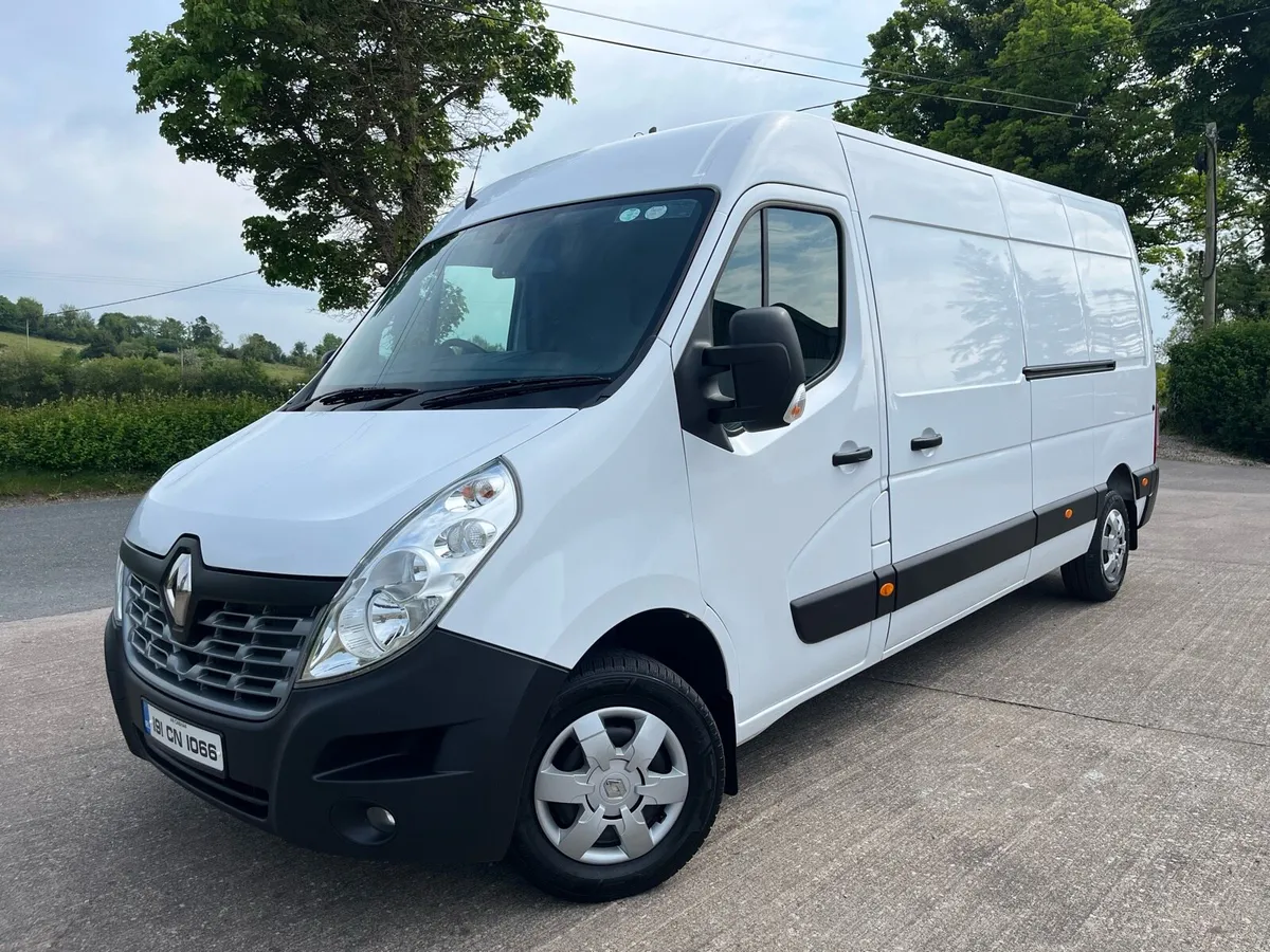 Renault Master - Image 2
