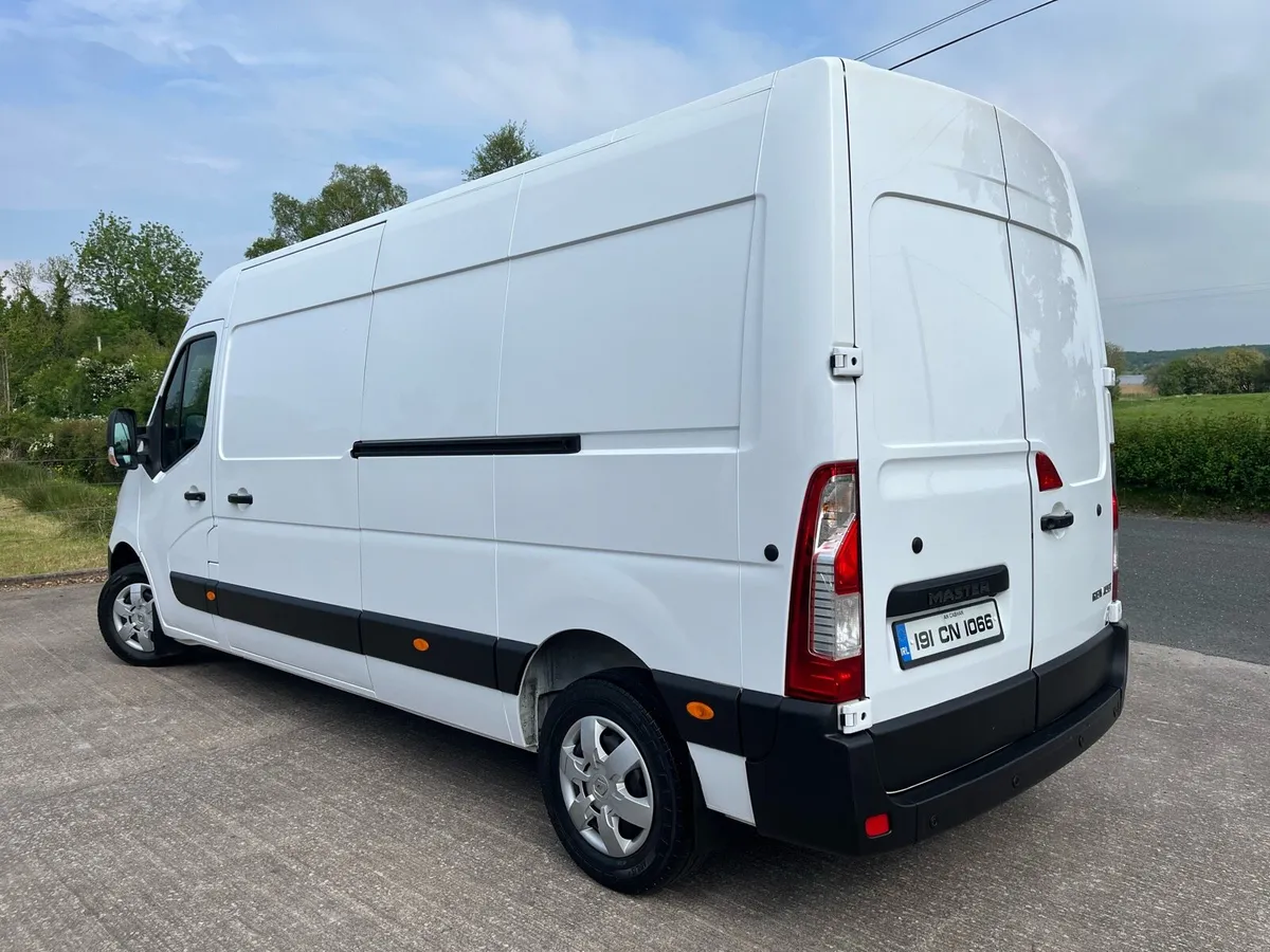 Renault Master - Image 4