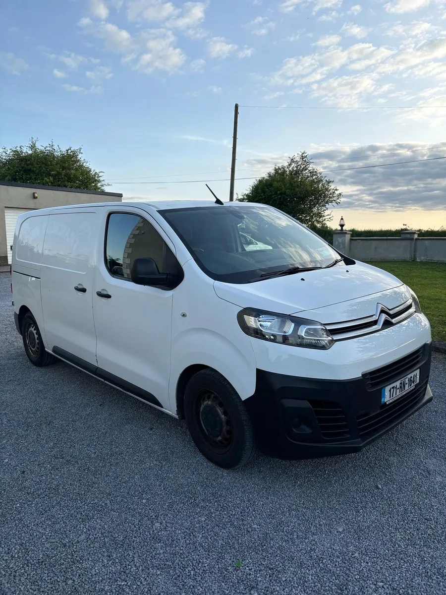 Van - Image 3