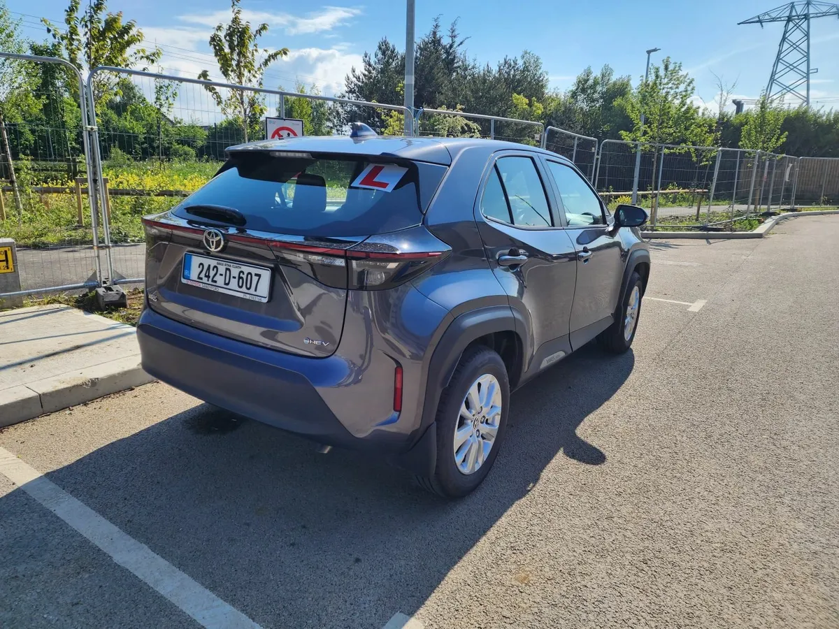 Toyota Yaris Cross 2024 - Image 2