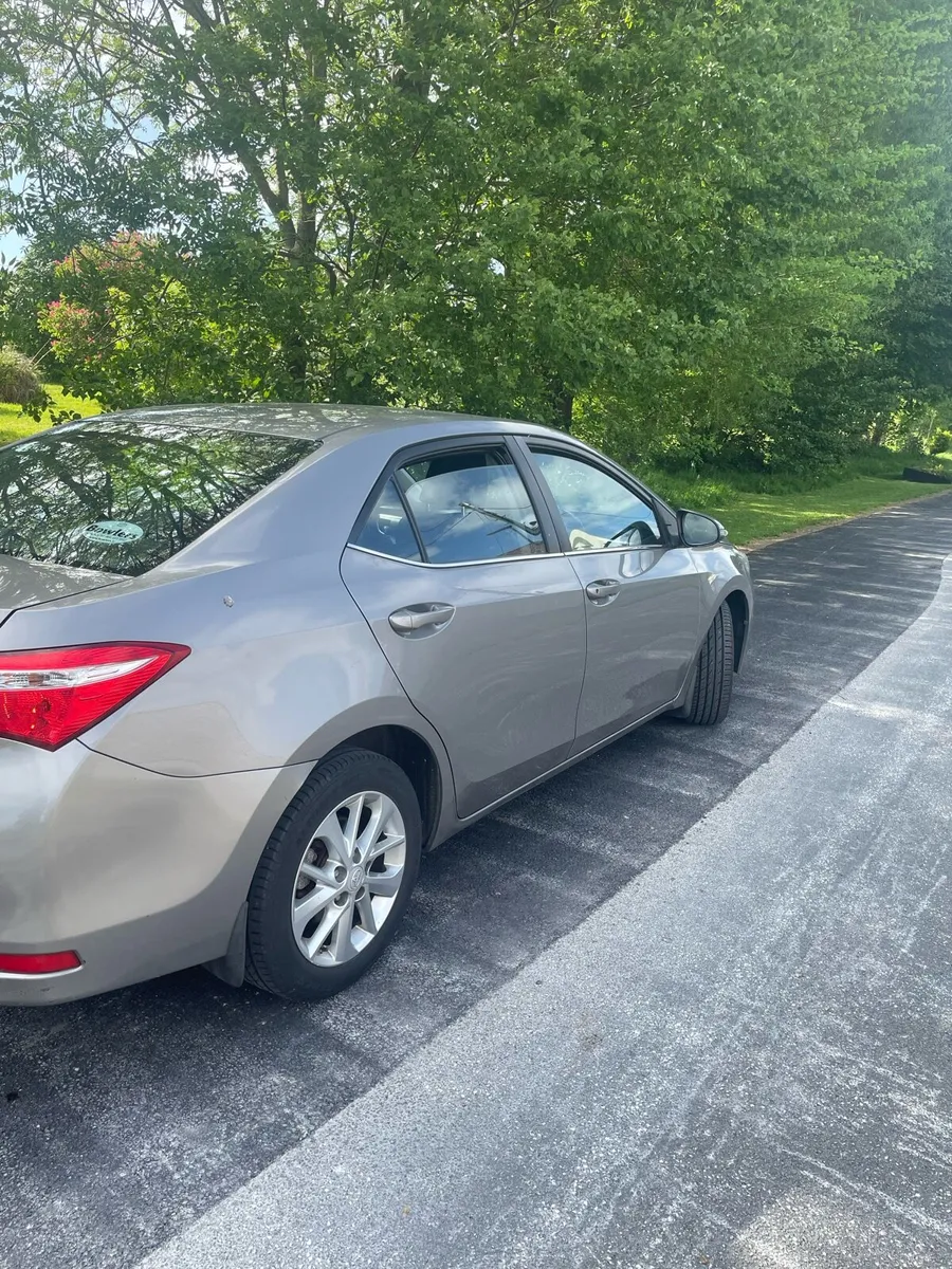 Toyota Corrolla - Image 3
