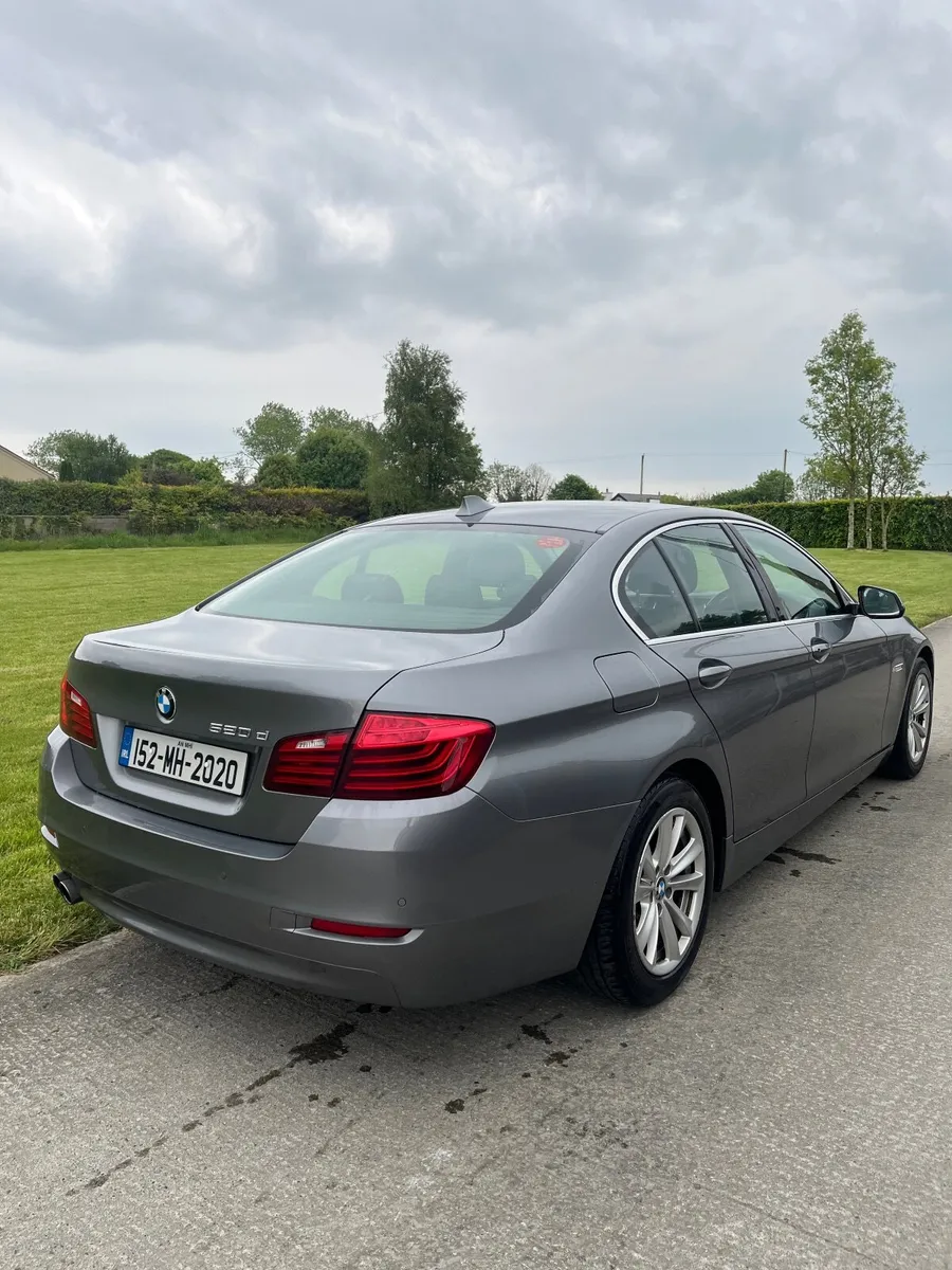 BMW 520d automatic / Black leather. - Image 2