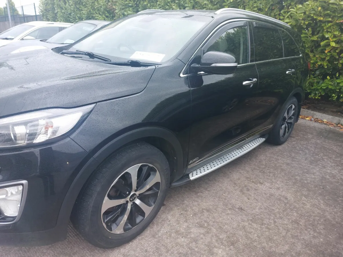 Kia Sorento 162 7 seater platinum edition - Image 3