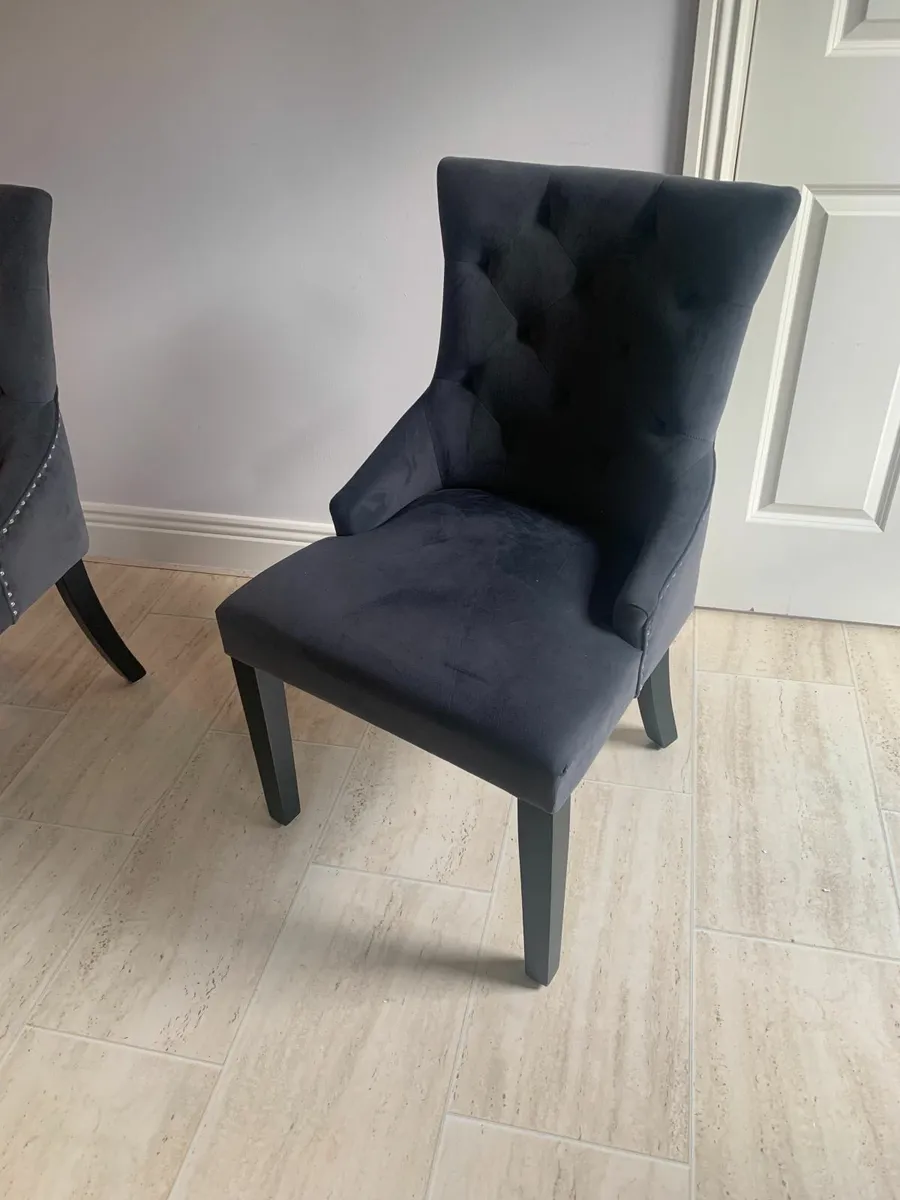 Kitchen Table & Chairs - Image 2