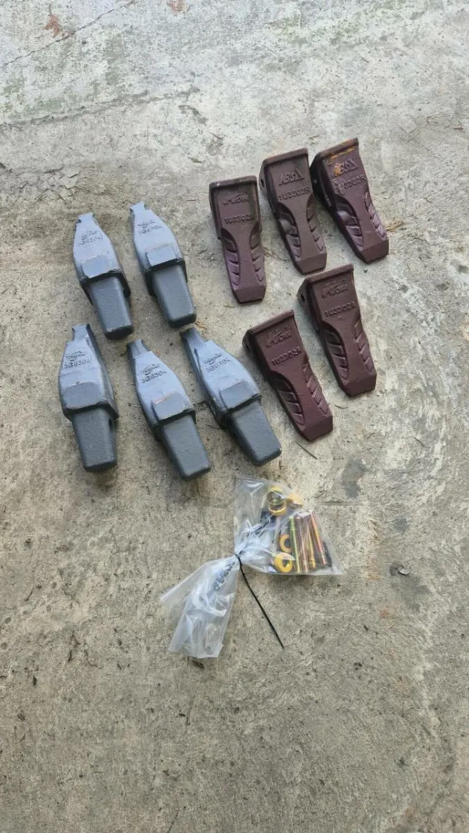 WEARPARTS - Image 1