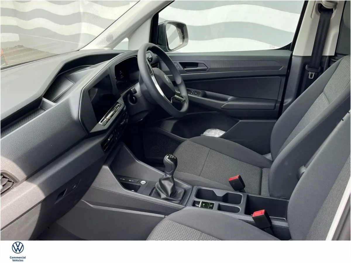 Volkswagen Caddy Cargo Business 2.0tdi 102BHP 6 S - Image 4