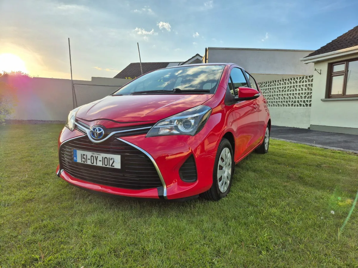 Toyota Yaris hybrid - Image 1