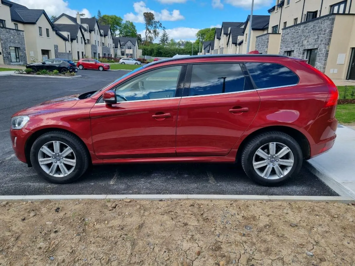 2017 Volvo XC60 D4 - Image 3