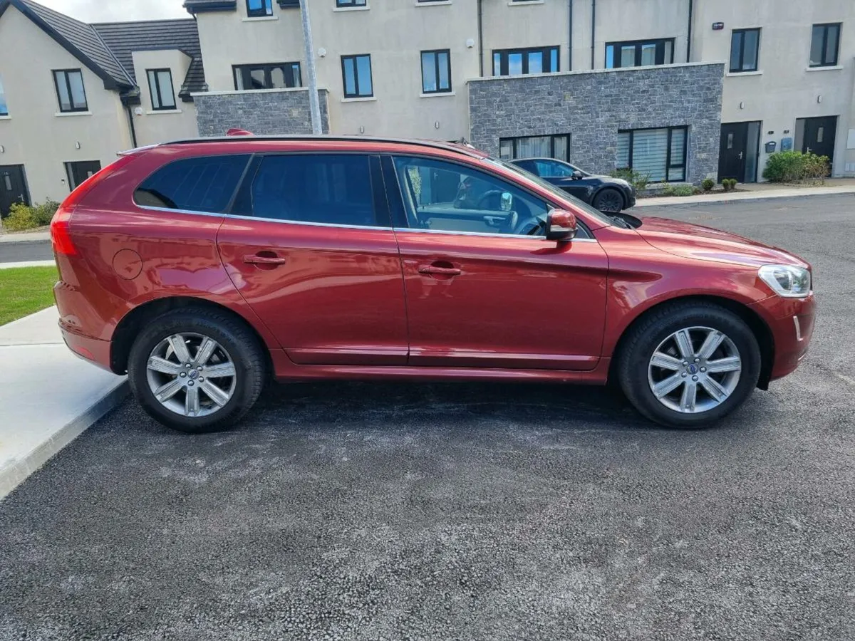 2017 Volvo XC60 D4 - Image 4
