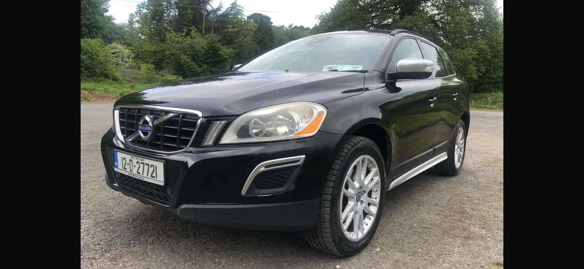 2012 VOLVO XC60 D3 SUV ! - Image 4