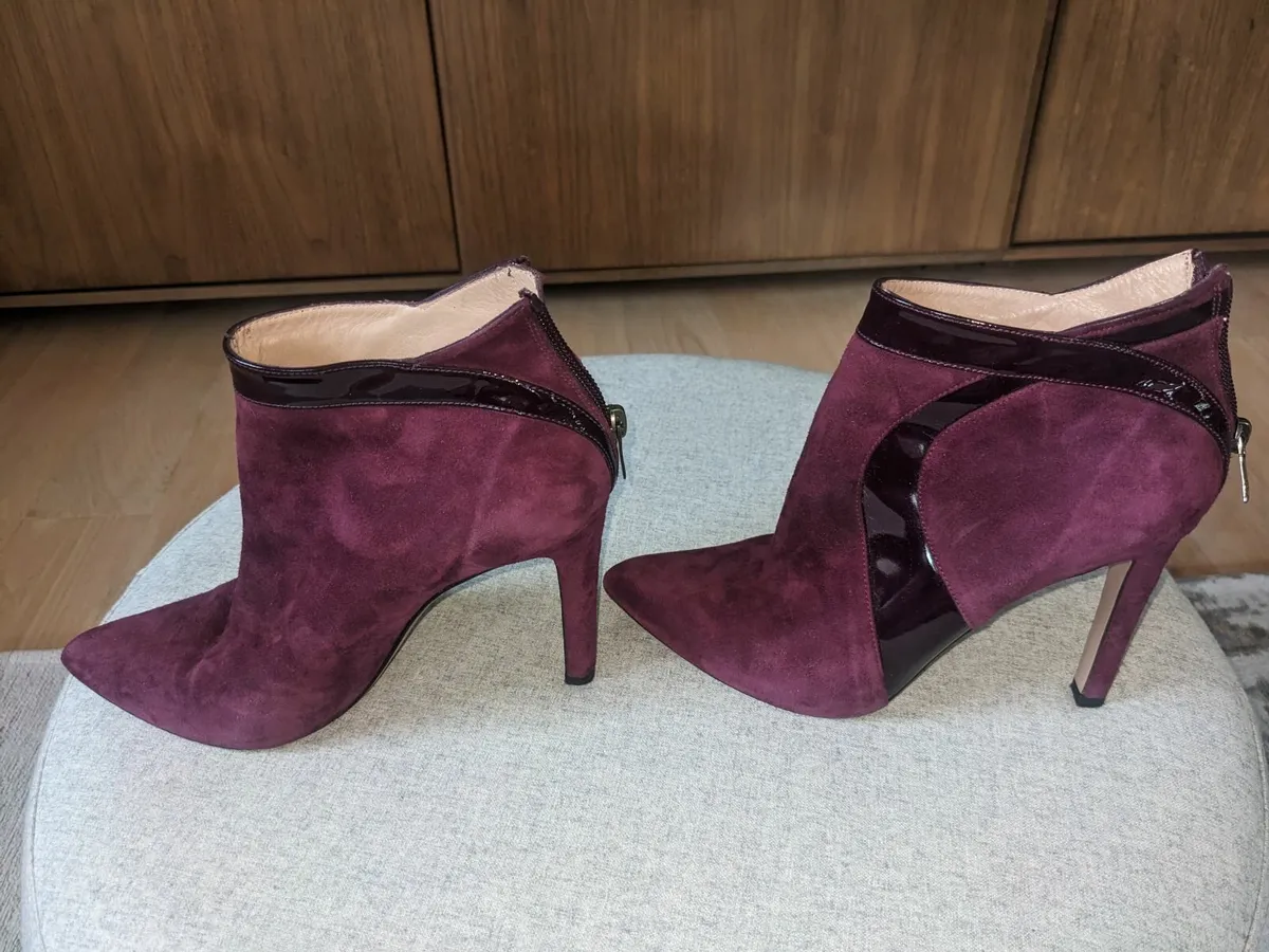 Ladies boots - Image 1