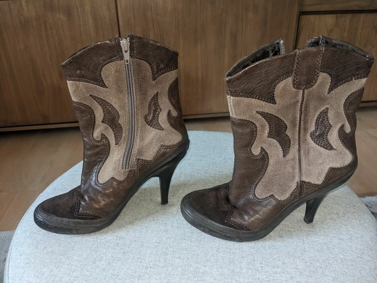 Ankle boots - Image 1