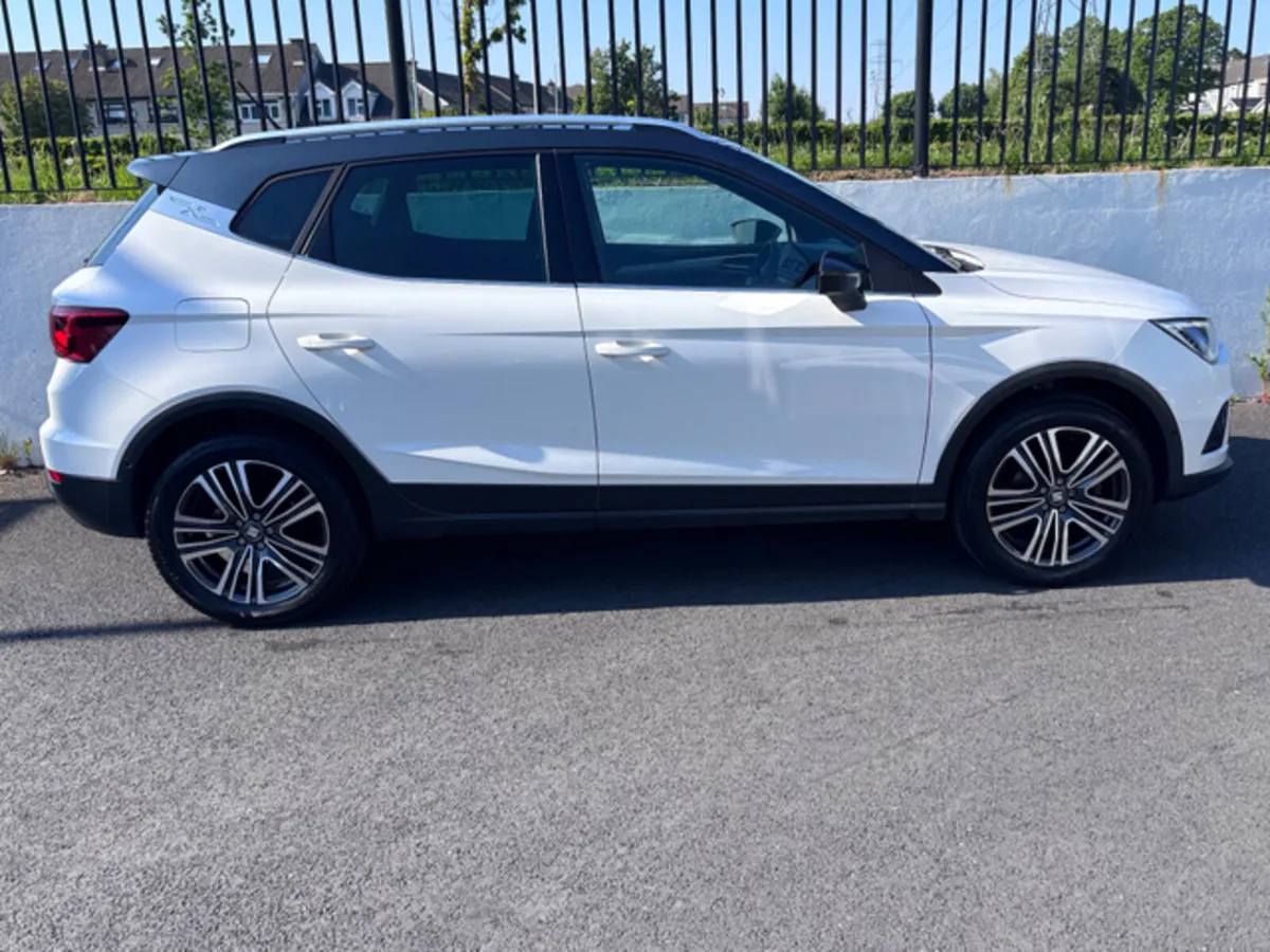 SEAT ARONA 1.0 TSI 115HP XCELLENCE 5DR / HIGH SPEC - Image 3