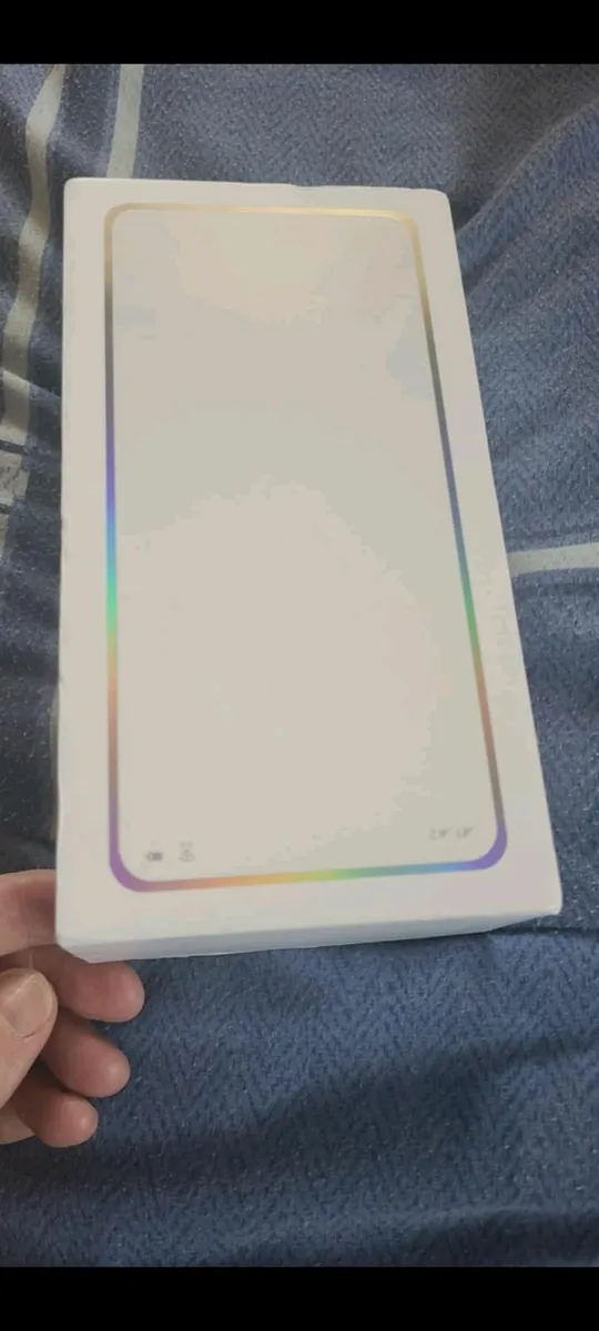 Phone - Image 4