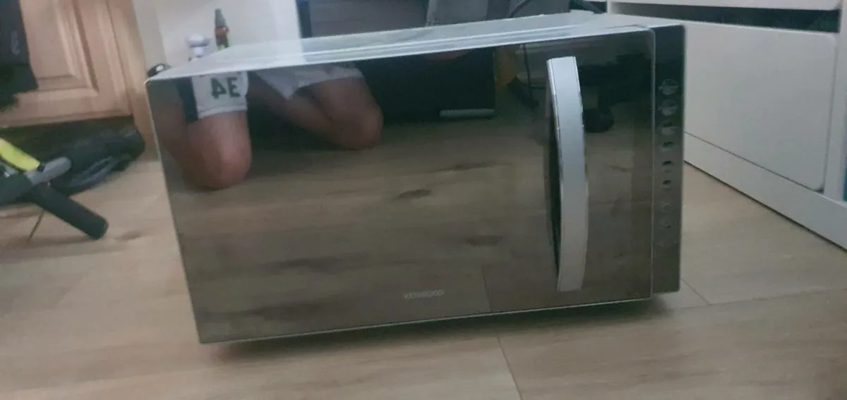 Microwave - Image 1