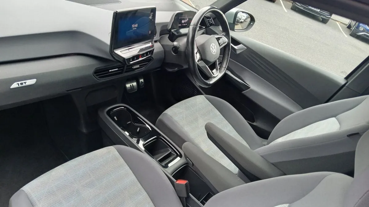 Volkswagen ID.3 Style 204HP 58kwh  rear View Came - Image 3
