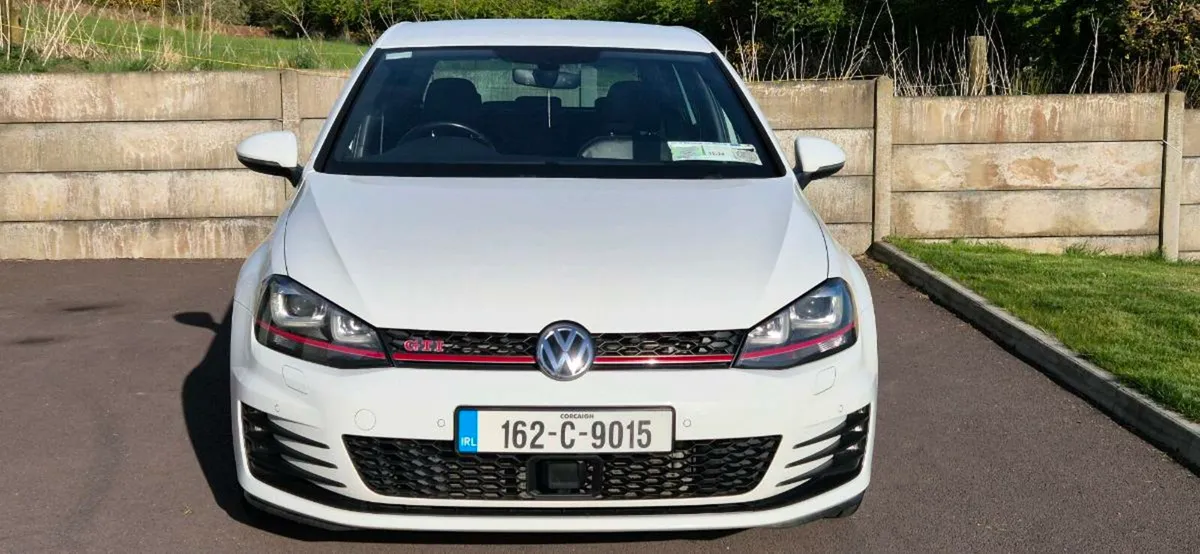 VW Golf GTI Performance DSG - Image 2