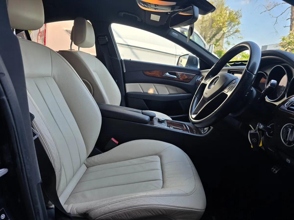2012 Mercedes CLS - Image 2