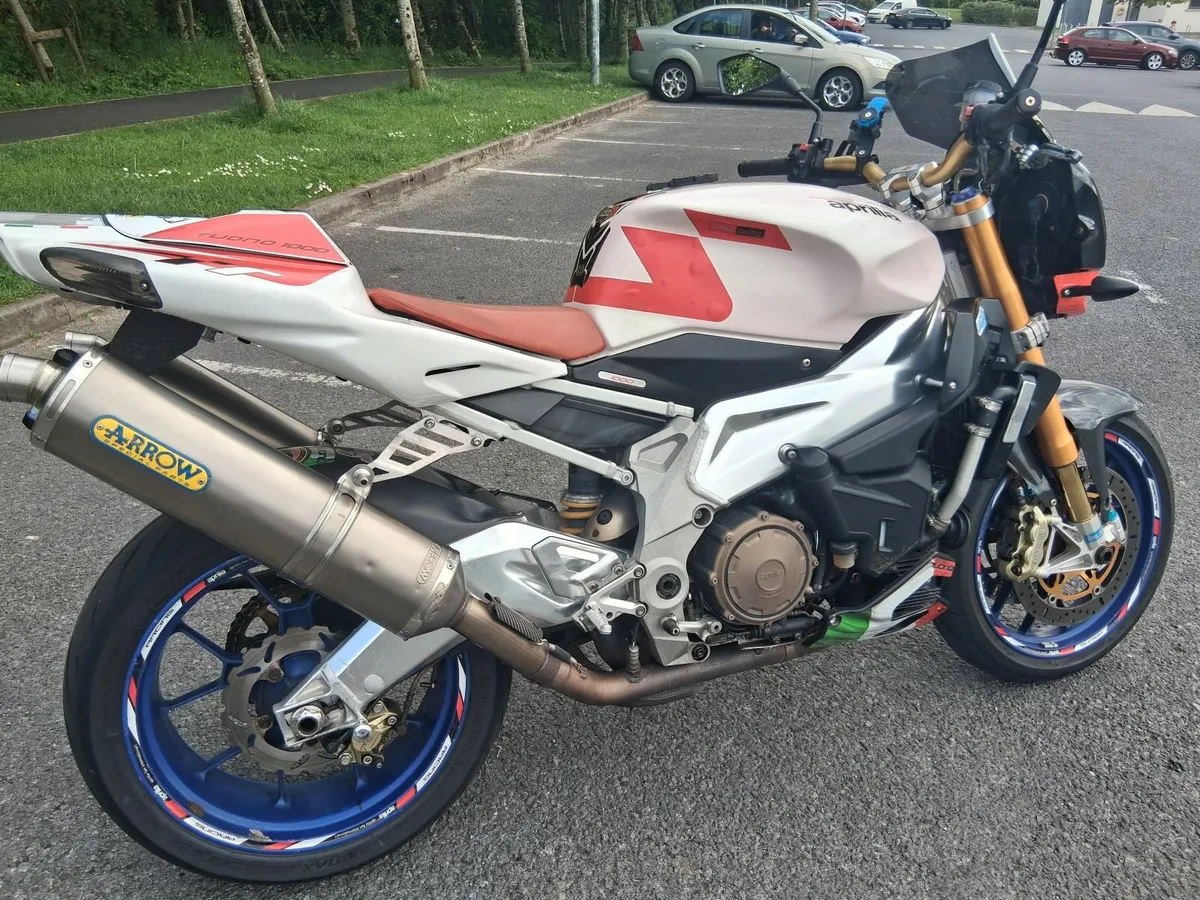 Aprilia Tuono 2007 - Image 4