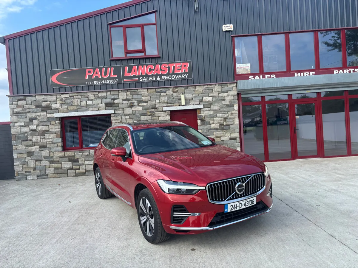 Volvo XC60 2024 - Image 2