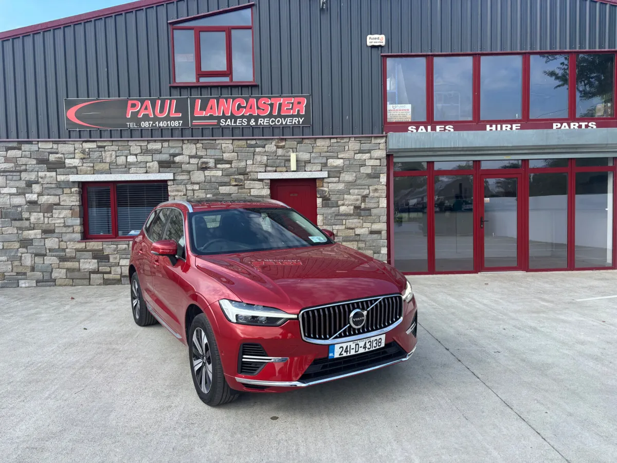 Volvo XC60 2024 - Image 3