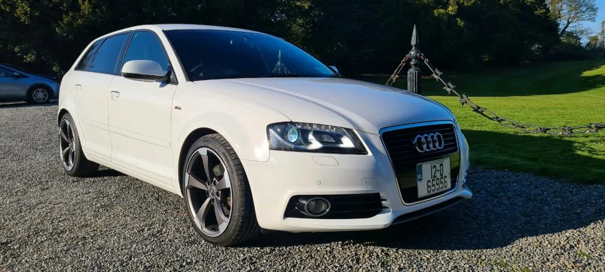 Audi A3, 1.4 TFSI, S-Line - Image 2