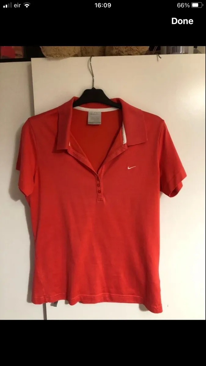 Ladies  Nike top size 14/16 €5 - Image 1