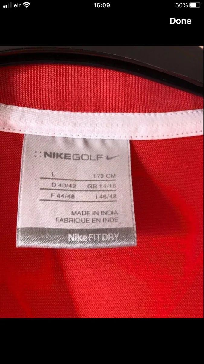 Ladies  Nike top size 14/16 €5 - Image 3