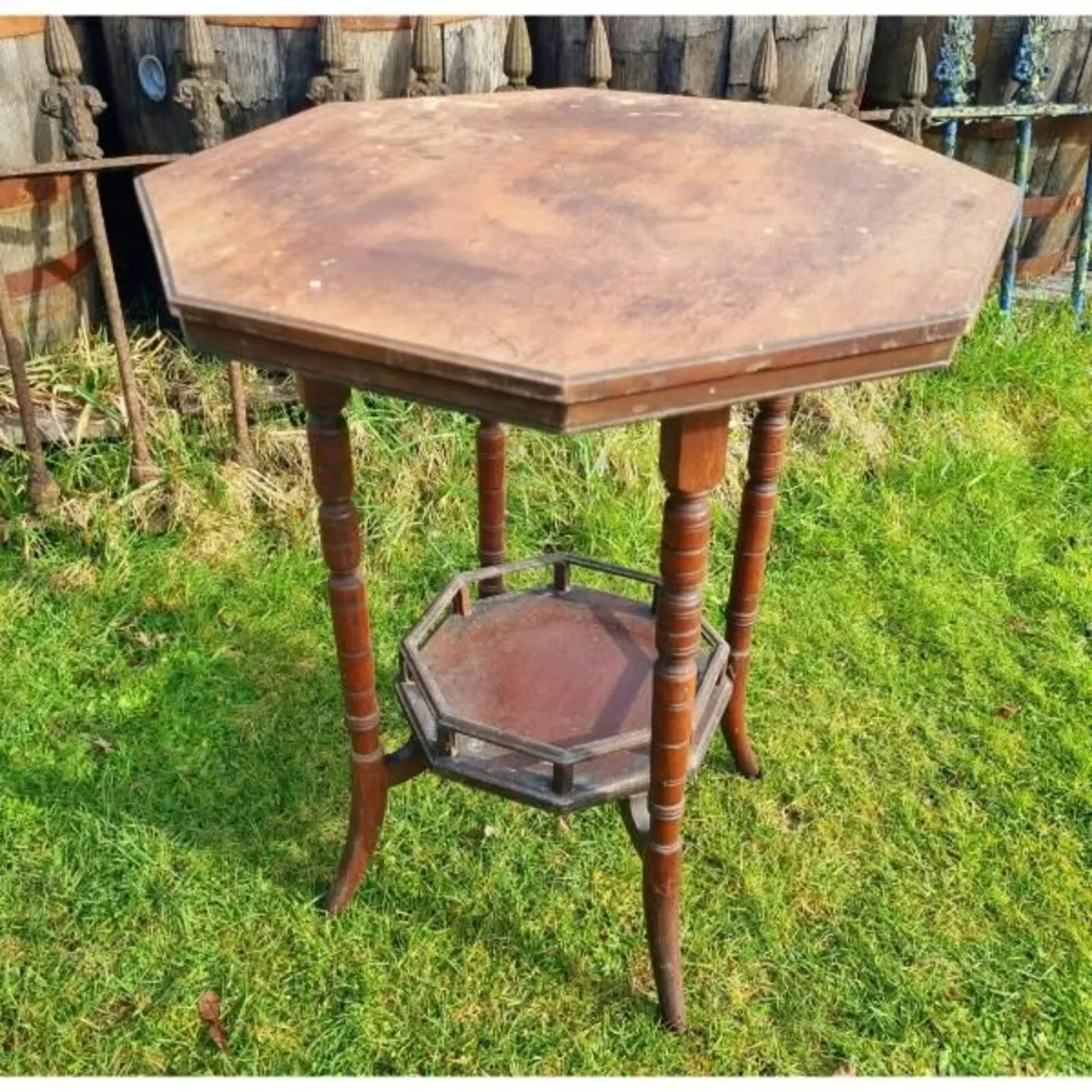 Octagonal Side Table KAS729 - Image 1