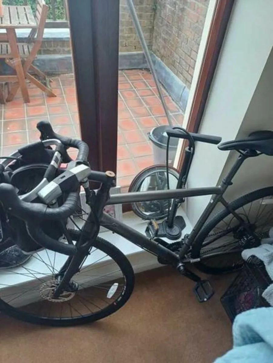 Reid GRANITE 4.0 Gravel All-Road Bike. Charcoal - Image 3