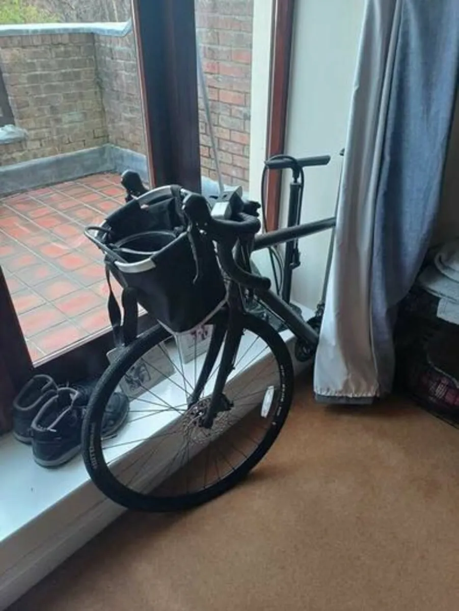 Reid GRANITE 4.0 Gravel All-Road Bike. Charcoal - Image 4