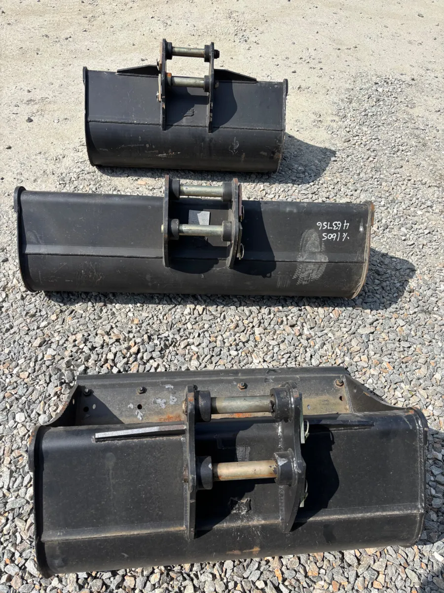 New/Unused Rhinox Ditching Buckets 35mm Pins - Image 3