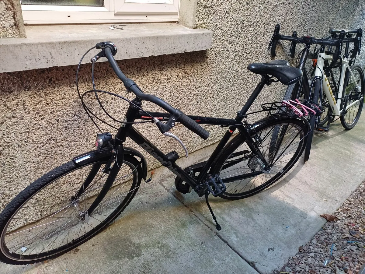 Bianchi Spillo Turchese Hybrid City Bike. Great - Image 2