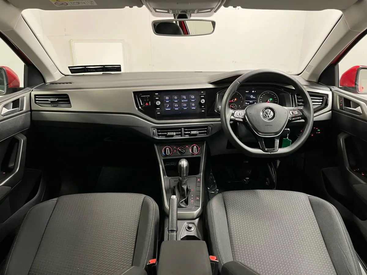 Volkswagen Polo Comfortline Auto 1.0tsi 95bhp - P - Image 4