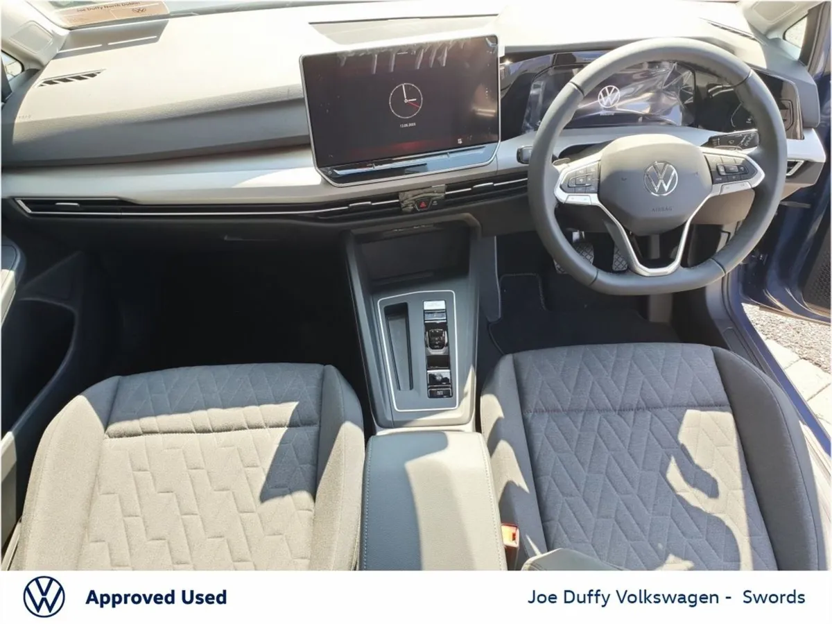 Volkswagen Golf EDI 75 Phev 1.5 TSI 150BHP - Image 3
