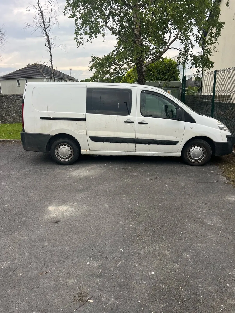 Crewcab 6 seater - Image 1