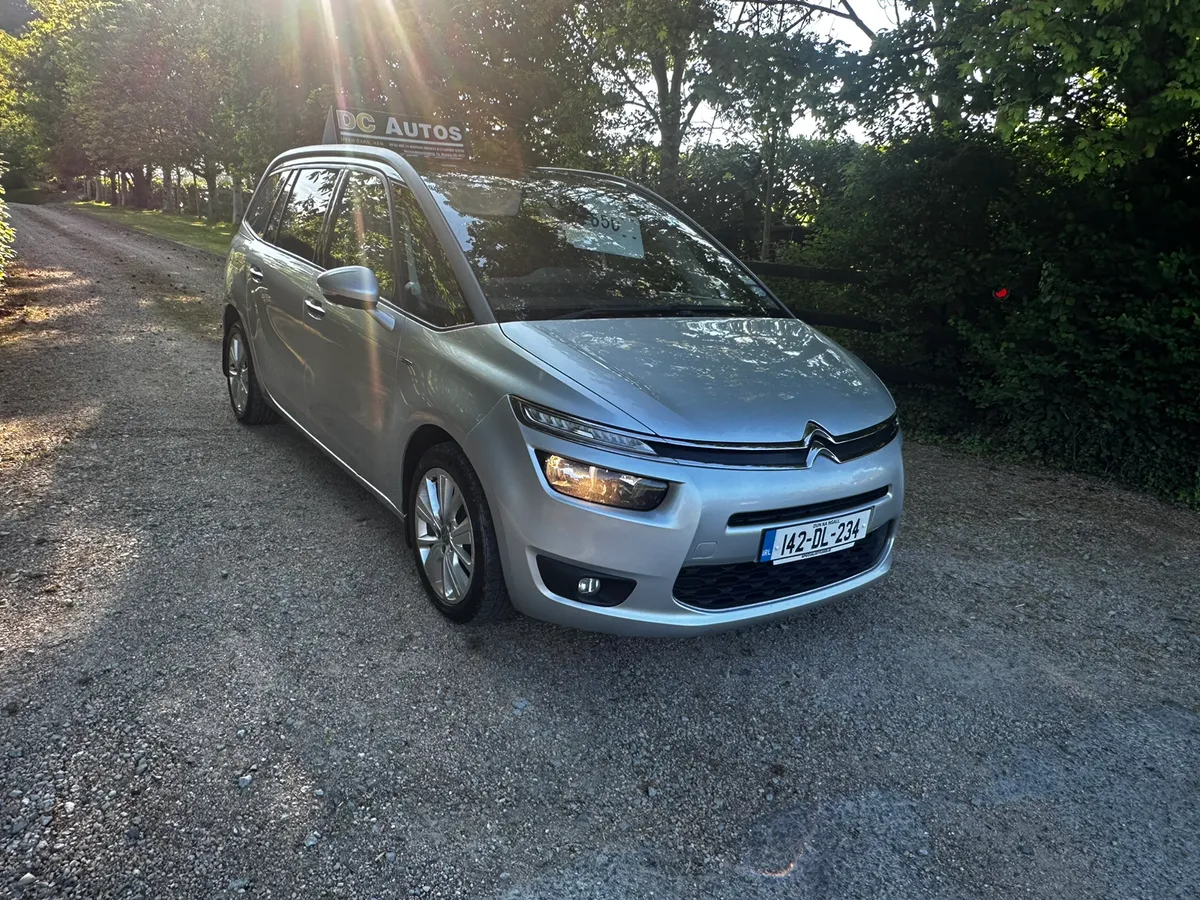 142 CITROEN C4 PISSCO 7 SEATER - Image 2