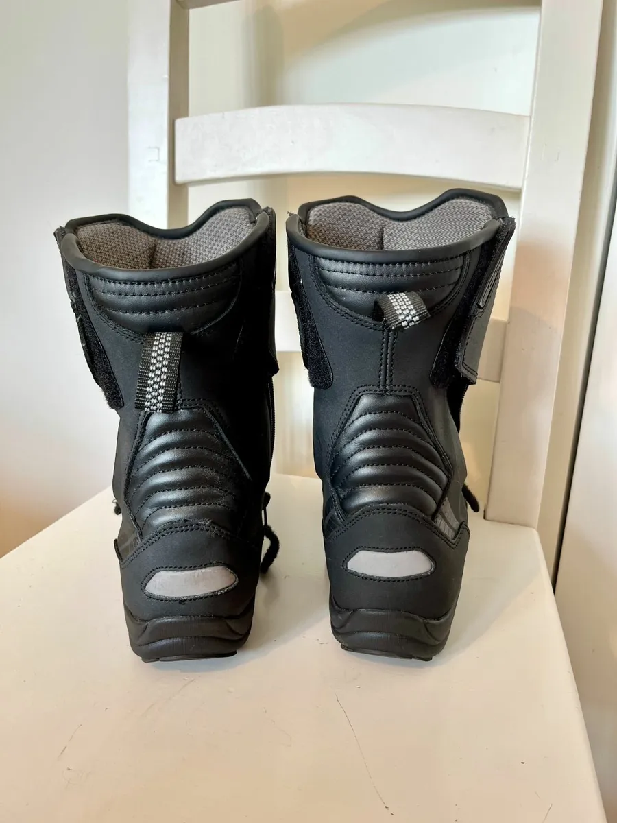Modeka Valeno Motorcycle Boots - Image 4