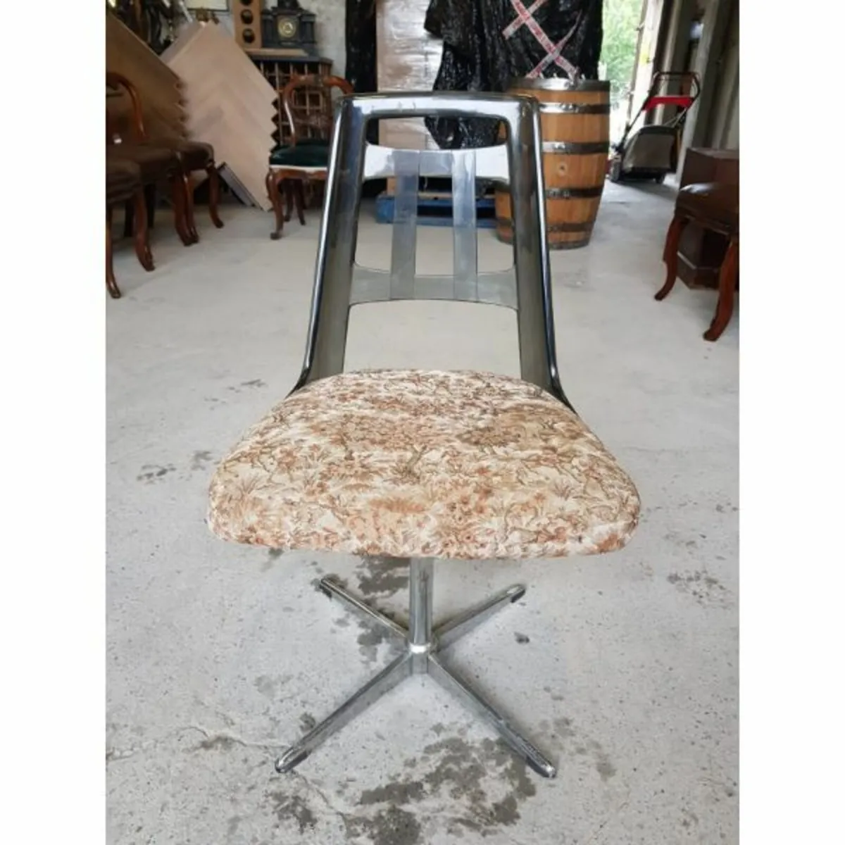 Retro Chair – KAS158 - Image 2