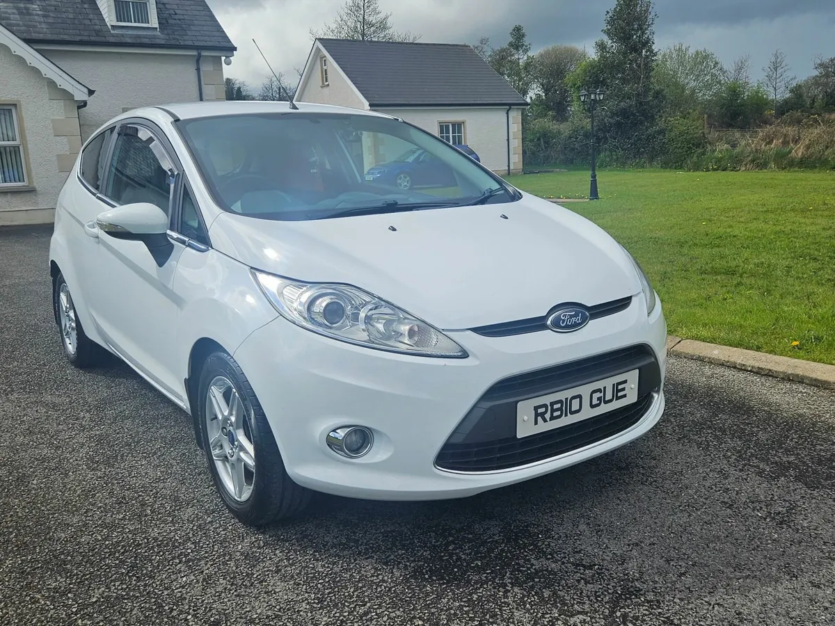 2012 Ford Fiesta 1.25 Zetec (3dr) - Image 1