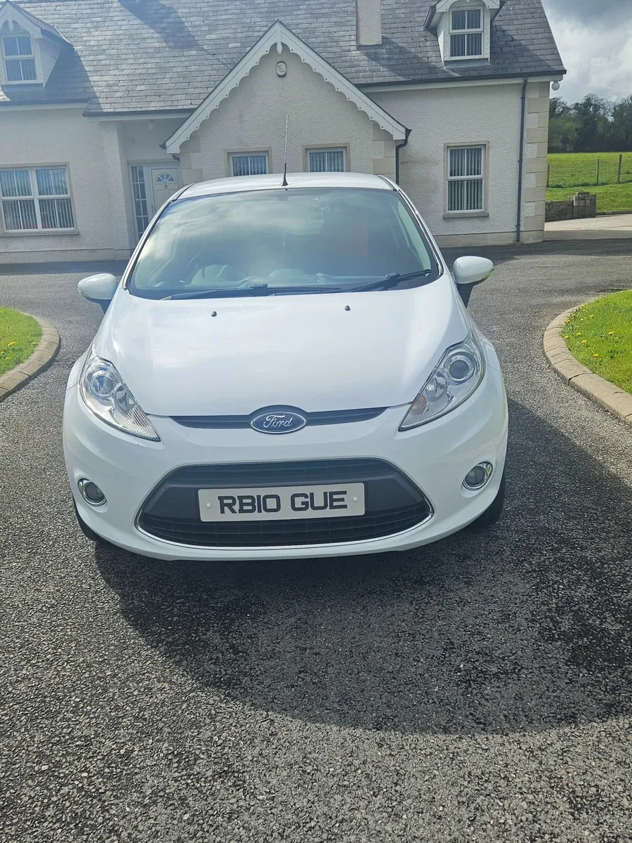 2012 Ford Fiesta 1.25 Zetec (3dr) - Image 4
