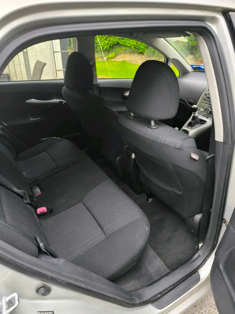 2009 Toyota Auris - Image 3