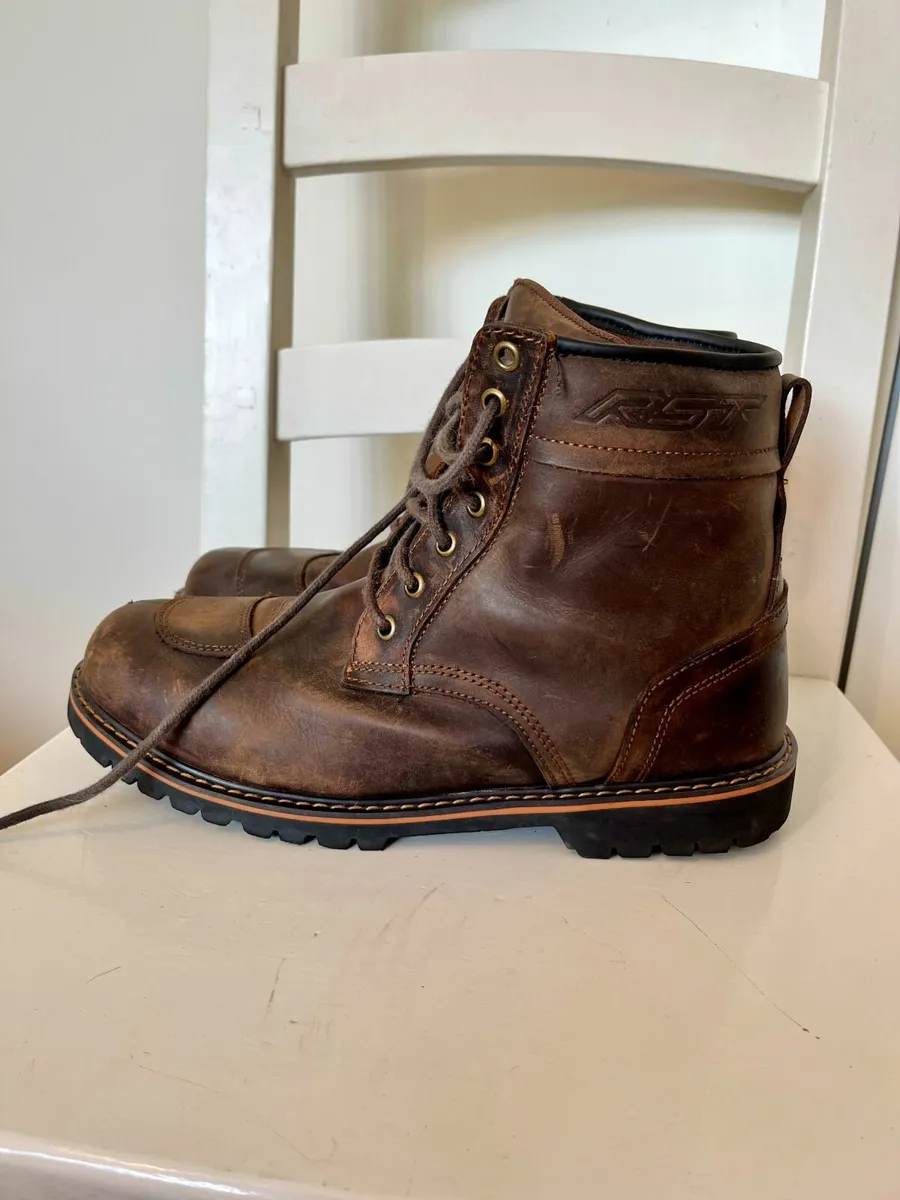 Roadster CE Waterproof Mens Motorcycle Boots - Image 2