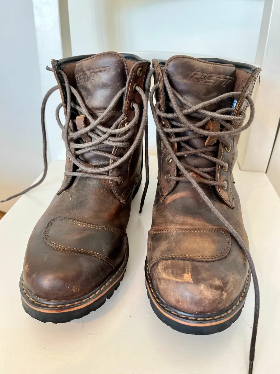 Roadster CE Waterproof Mens Motorcycle Boots - Image 3
