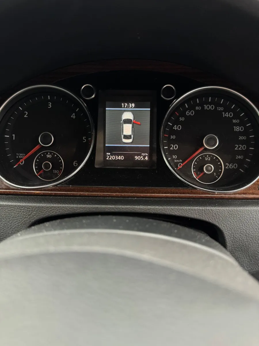 Volkswagen Passat 2013 - Image 4