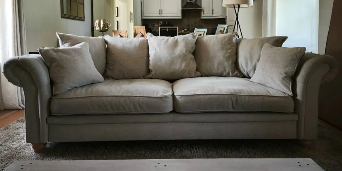 4 Seater Sofa - Image 2