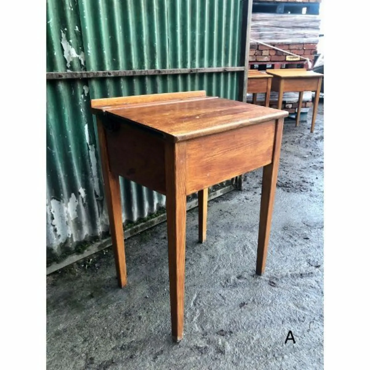 School Desk – TR Scott Dublin – A – KAS164 - Image 1