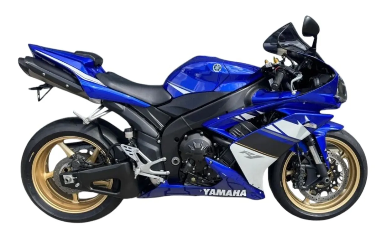 Yamaha R1 - Image 4
